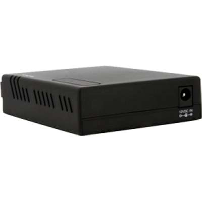 StarTech.com 10/100 Fiber to Ethernet Media Converter SC with PoE