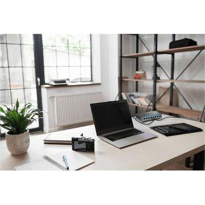 D-Link Systems 8-Port Multigigabit 2.5GBPS Unmanaged Switch