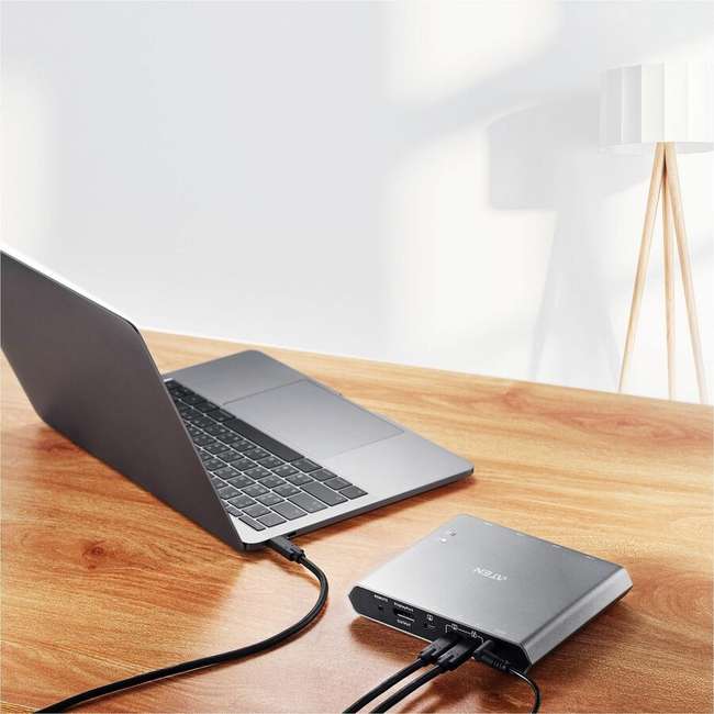 ATEN 2 Port USB-C Sharing Switch with Power Pass Through