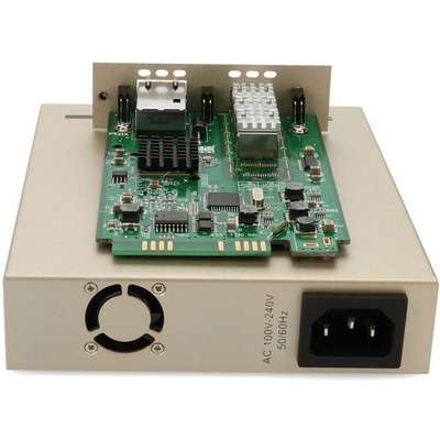 AddOn 10GBS 1 RJ45 to 1 SFP+ Media Converter