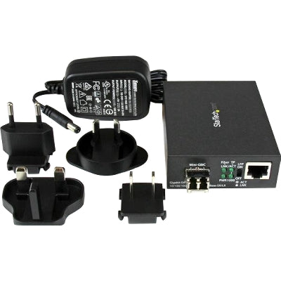 StarTech.com Gigabit Ethernet Fiber Media Converter - Compact - 850nm MM LC - 550m