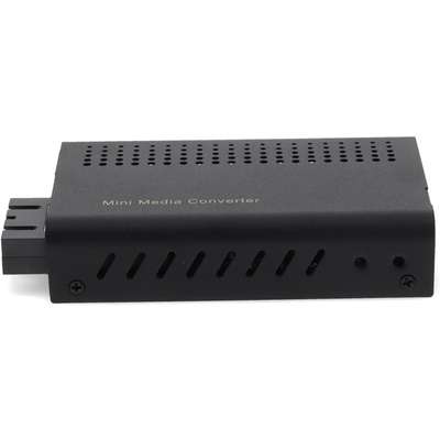 AddOn 100MBS 1RJ-45 to 1SC Media Converter