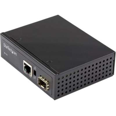 StarTech.com 60 Watt PoE+ Fiber to Ethernet Media Converter