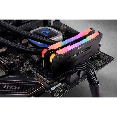 Corsair Vengeance RGB Pro 16GB DDR4 AMD Optimized - Black