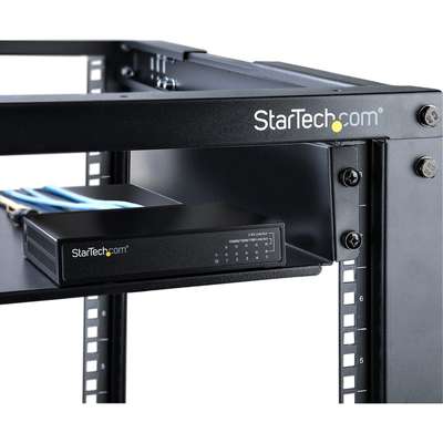 StarTech.com Unmanaged 2.5G Switch 5 Port All-Metal Case Fanless Wall Kit