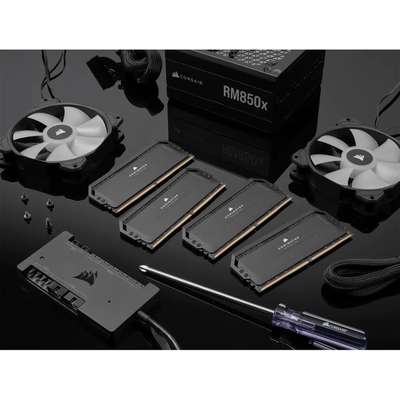 Corsair Memory CMT64GX5M2X5600C40 64G DDR5 5600 2X32 Dominator Platinum RGB