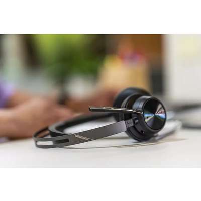 HP Poly Voyager Focus 2 USB-A with charge Stand Headset